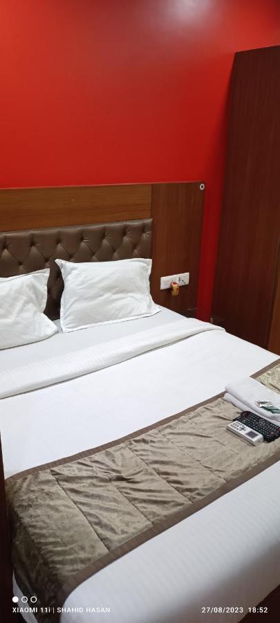 Hotel A Suites Mumbai Kültér fotó